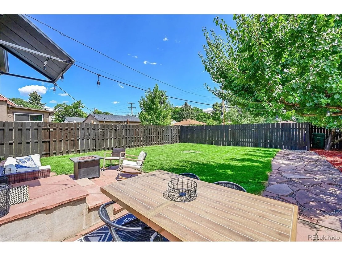 Photo of 2936 Sheridan Blvd