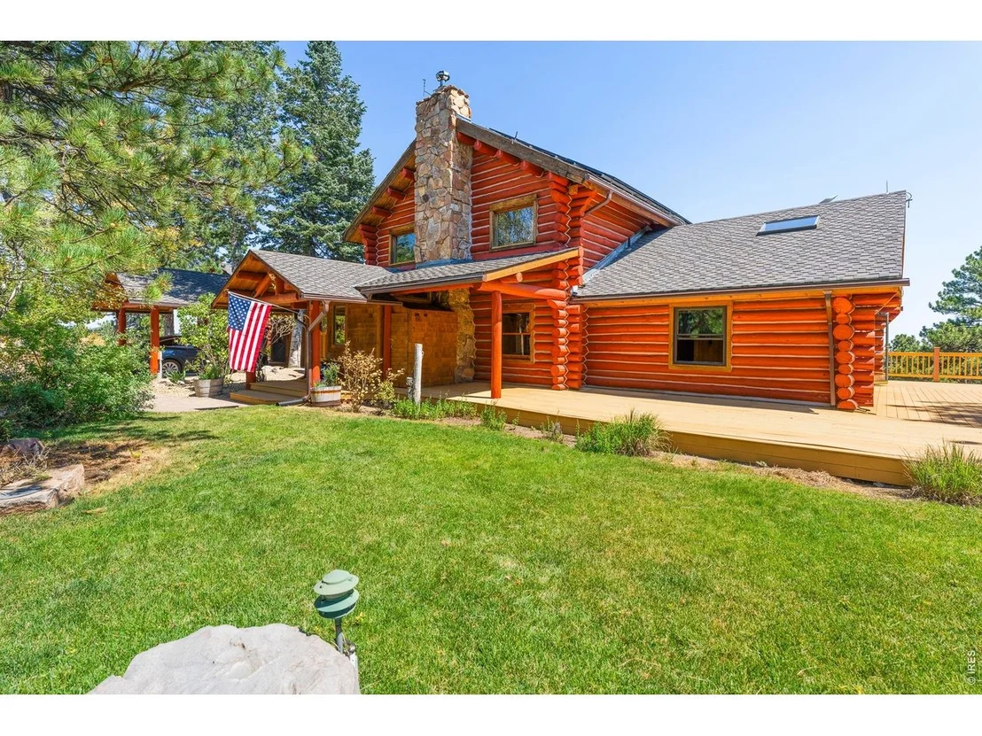 Photo of 470 Weaver Dr
