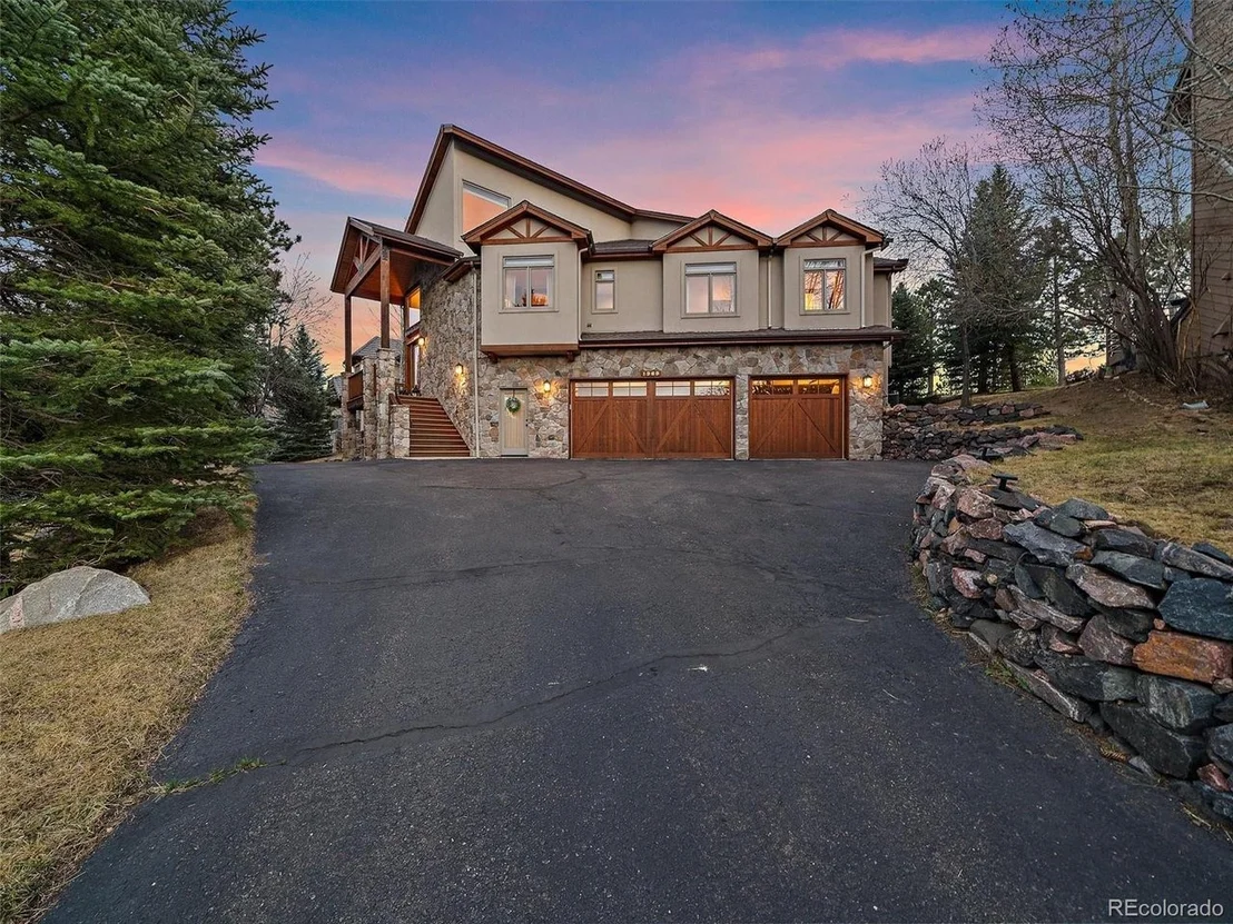 Photo of 1969 Interlocken Dr