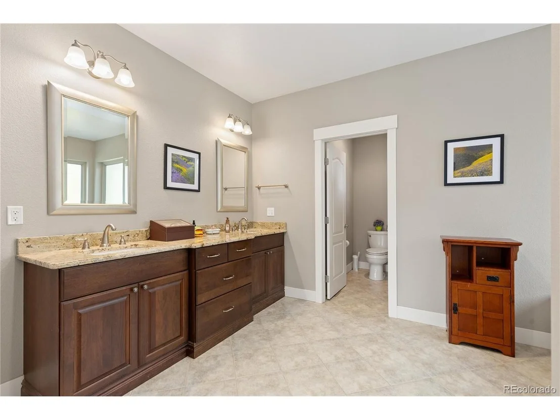 Photo of 1395 Gore Cir