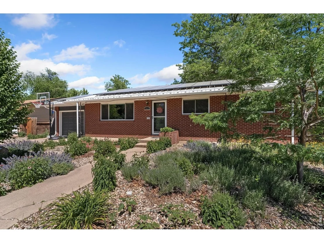 Photo of 1616 Smith Pl