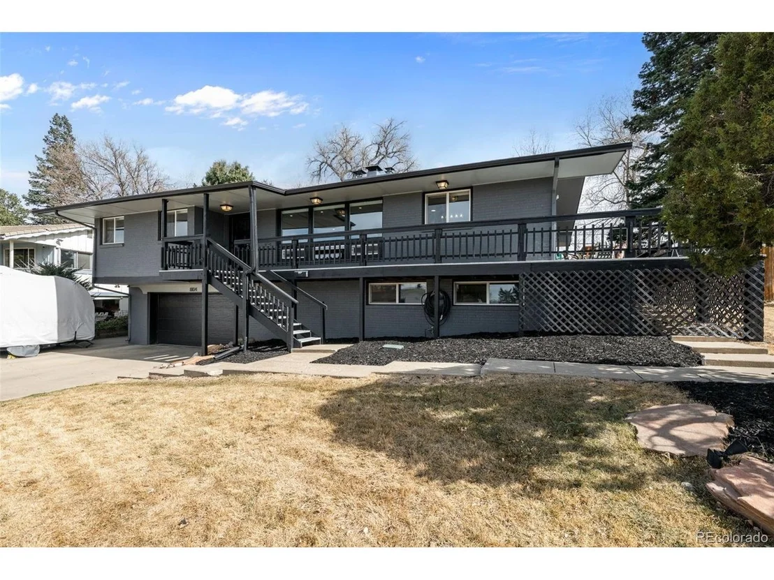 Photo of 8104 Turnpike Dr