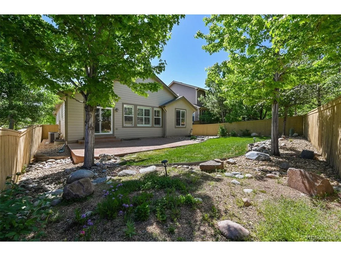 Photo of 10987 Bluegate Way