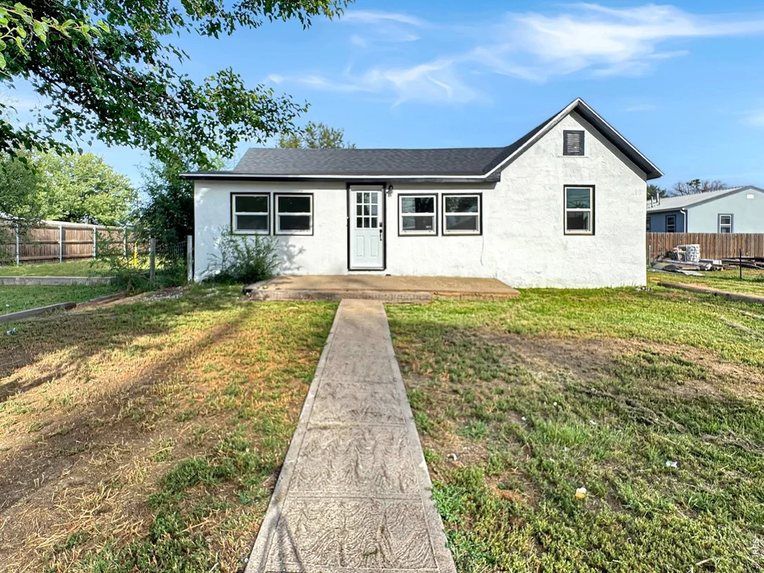 Photo of 504 N 6th Ave