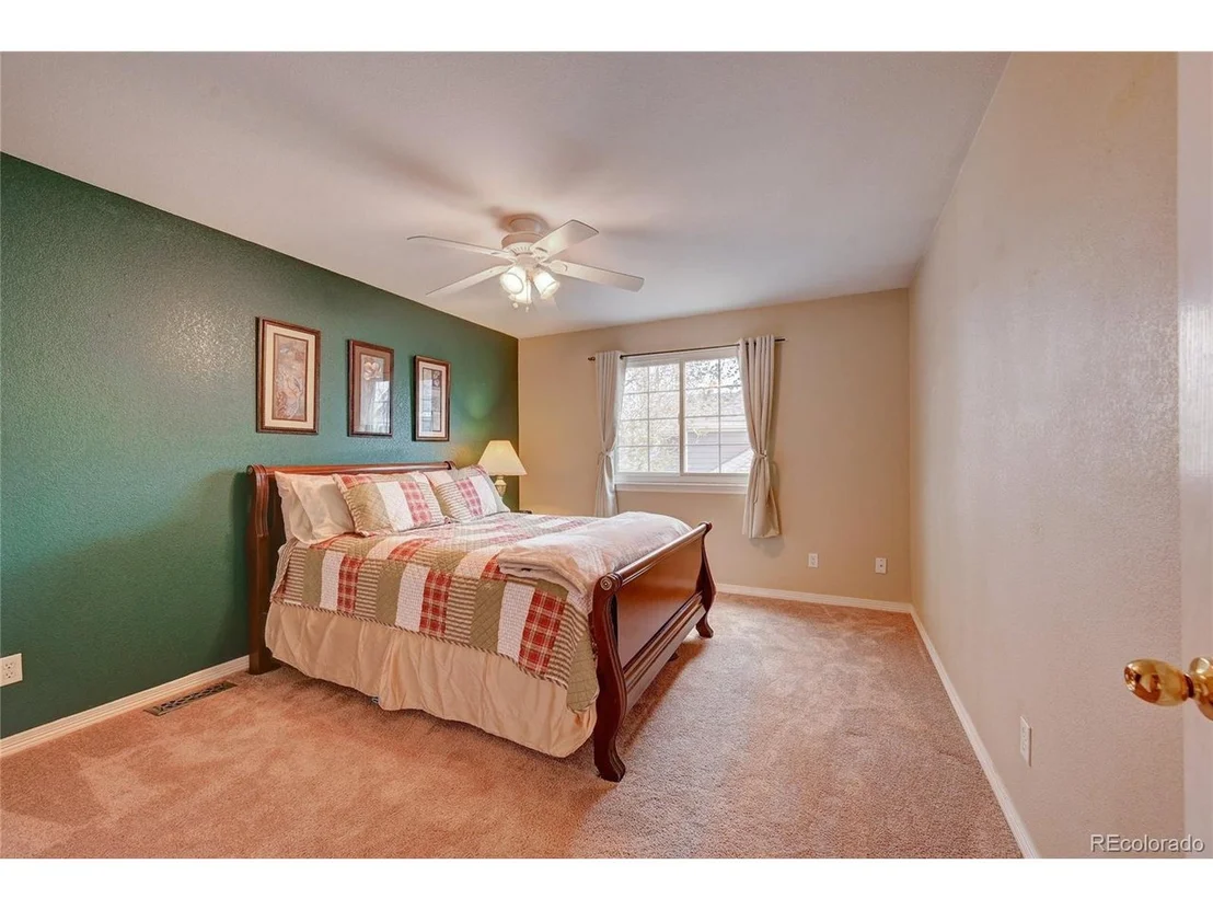 Photo of 10464 Longleaf Dr