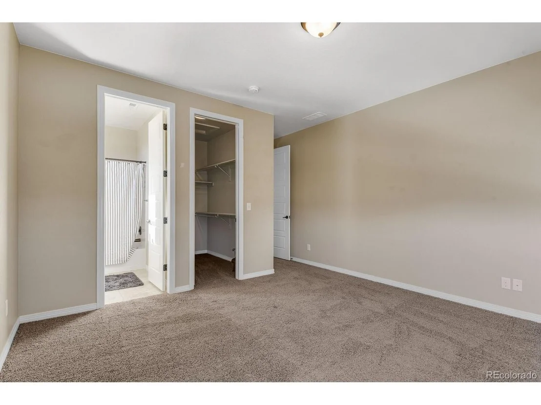 Photo of 5516 Fairmount Dr