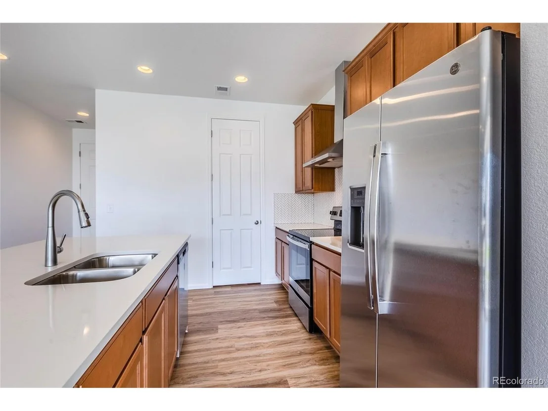 Photo of 965 N Undergrove Way