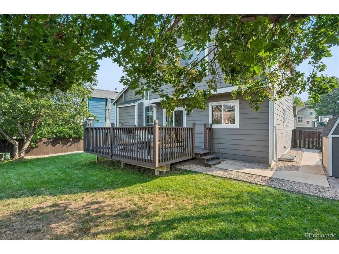Photo of 16287 Blueleaf Pl