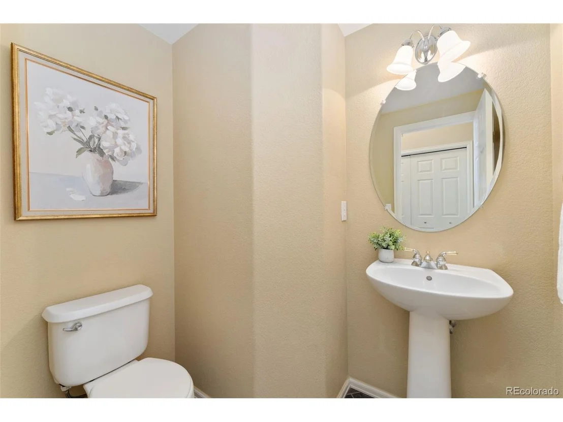 Photo of 12814 Forest Cir
