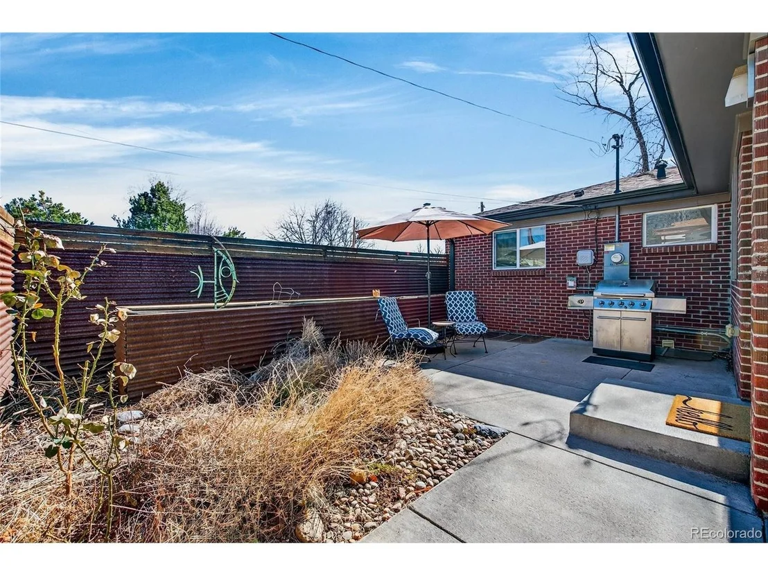 Photo of 8601 W 64th Pl