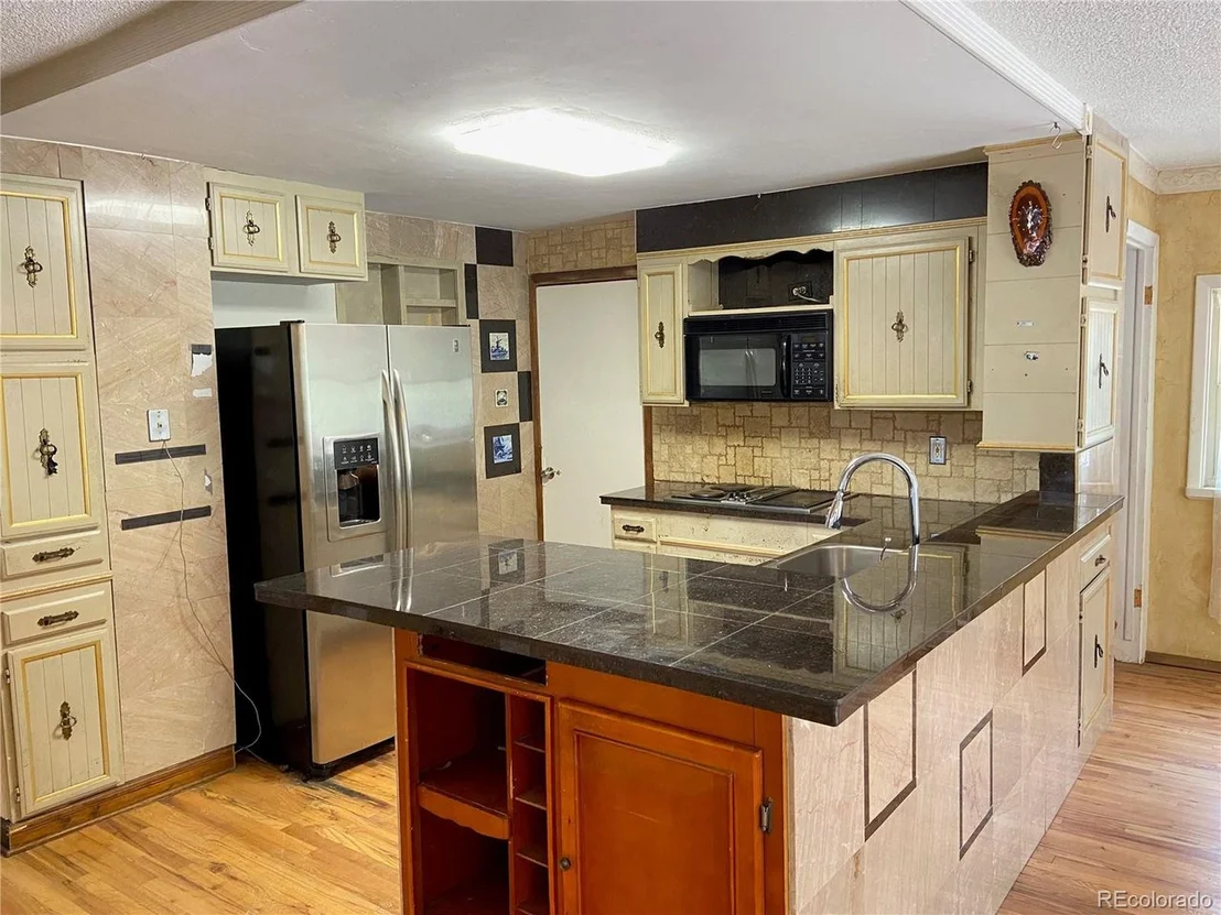 Photo of 1222 Valley View Dr