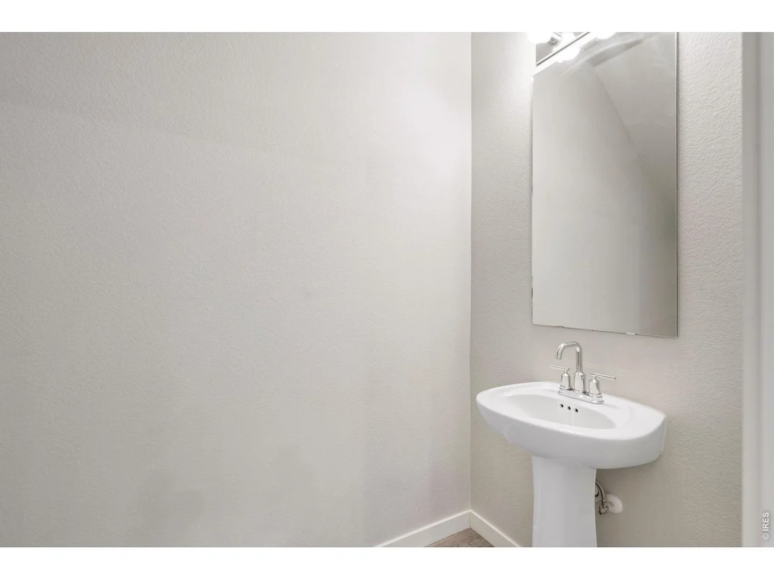 Photo of Unit D3 at 710 Oregon Trl