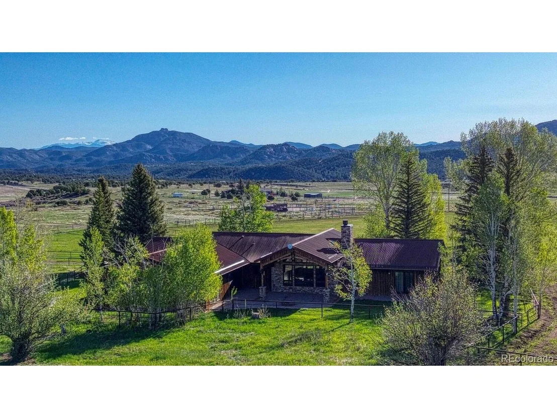 Photo of 1216 Cowboy Way