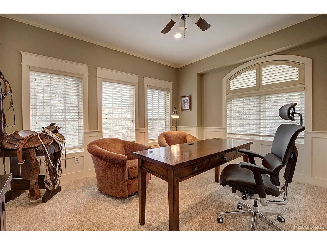 Photo of 2827 Keystone Dr