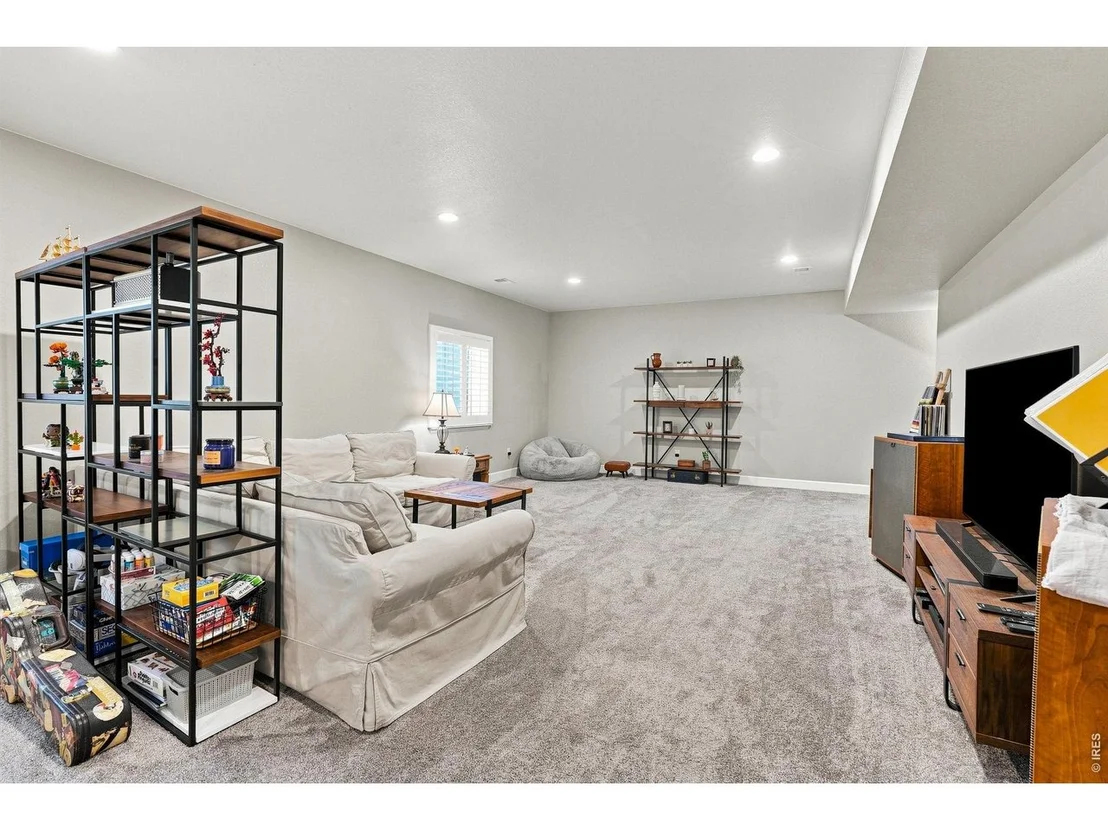 Photo of 61 Western Sky Cir