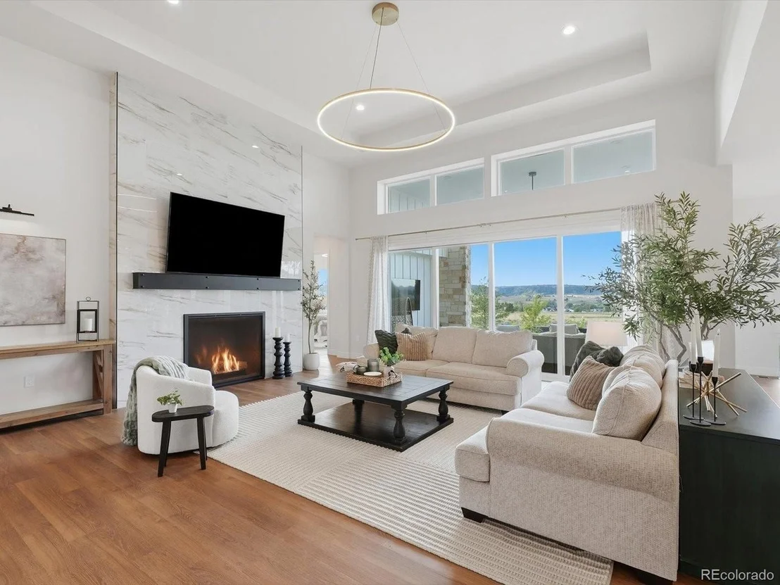 Photo of 1675 Arrowpoint Ct