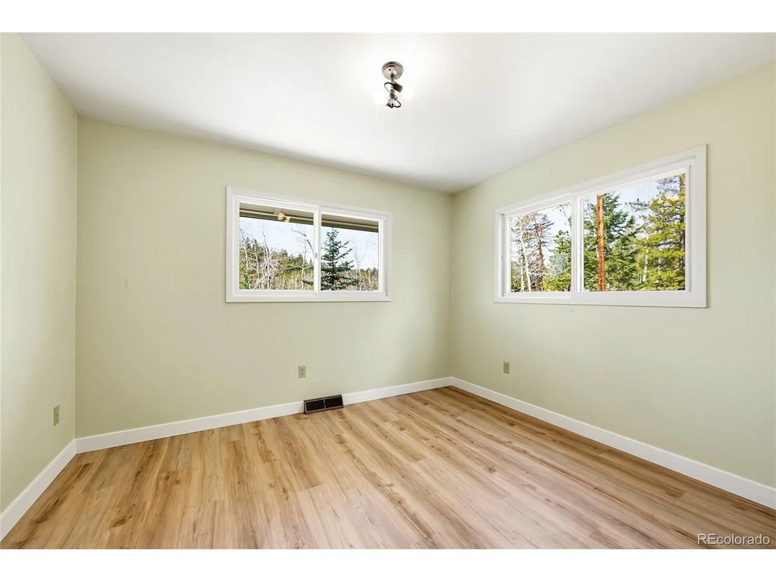 Photo of 10568 Walters Cir