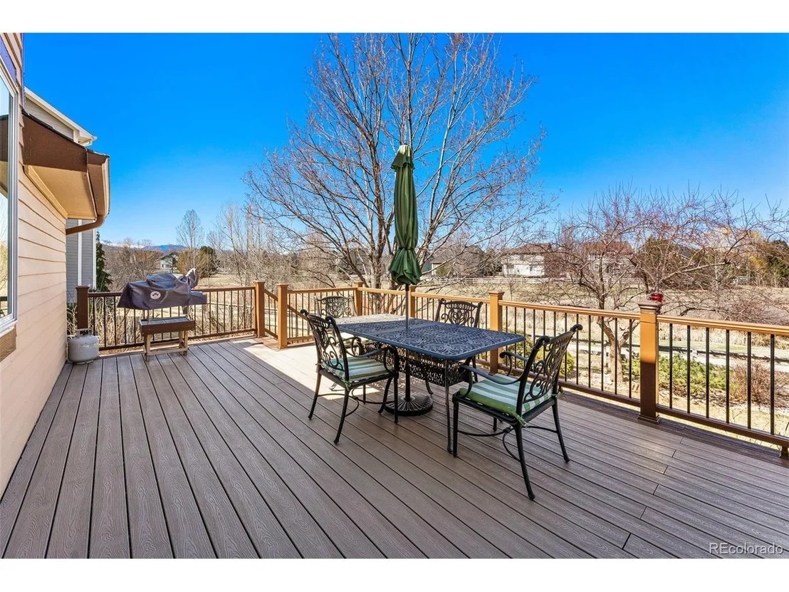 Photo of 3923 Hawthorne Cir