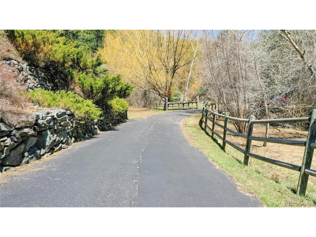 Photo of 32081 Eagle Brook Dr