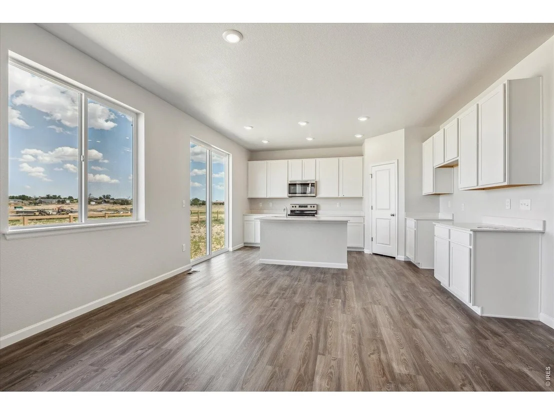 Photo of 822 Kettlepond Way