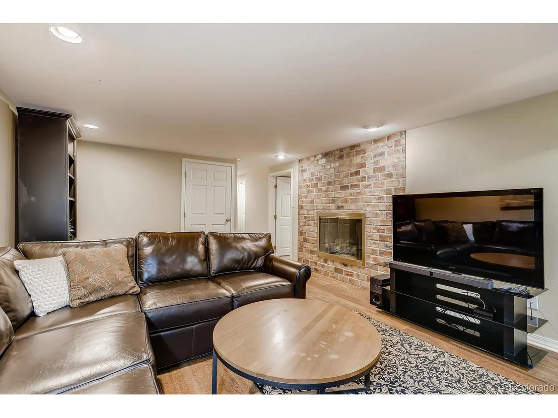 Photo of 2750 Howell Rd