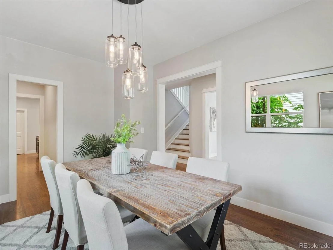 Photo of 3944 Lowell Blvd
