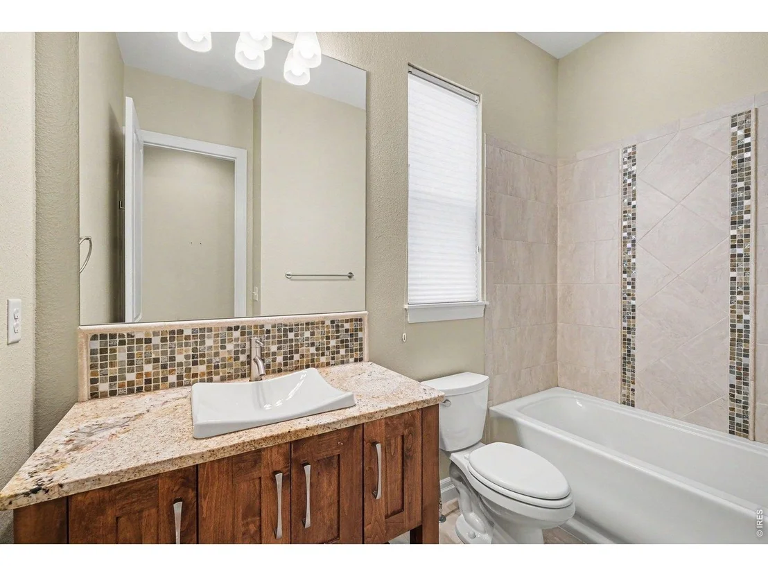 Photo of 5661 Mid Pointe Dr