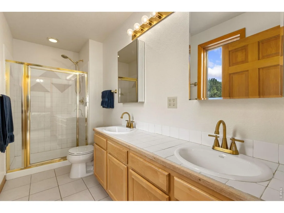 Photo of 331 LaPlata Dr