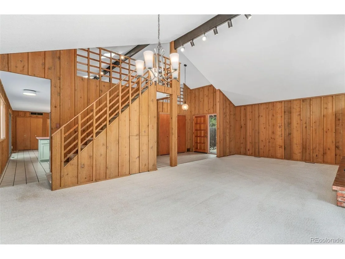 Photo of 5161 Laurel Ave