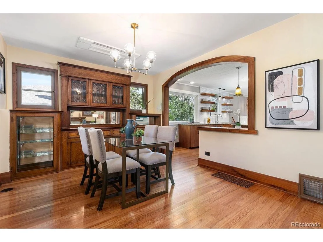 Photo of 3036 W 40th Ave