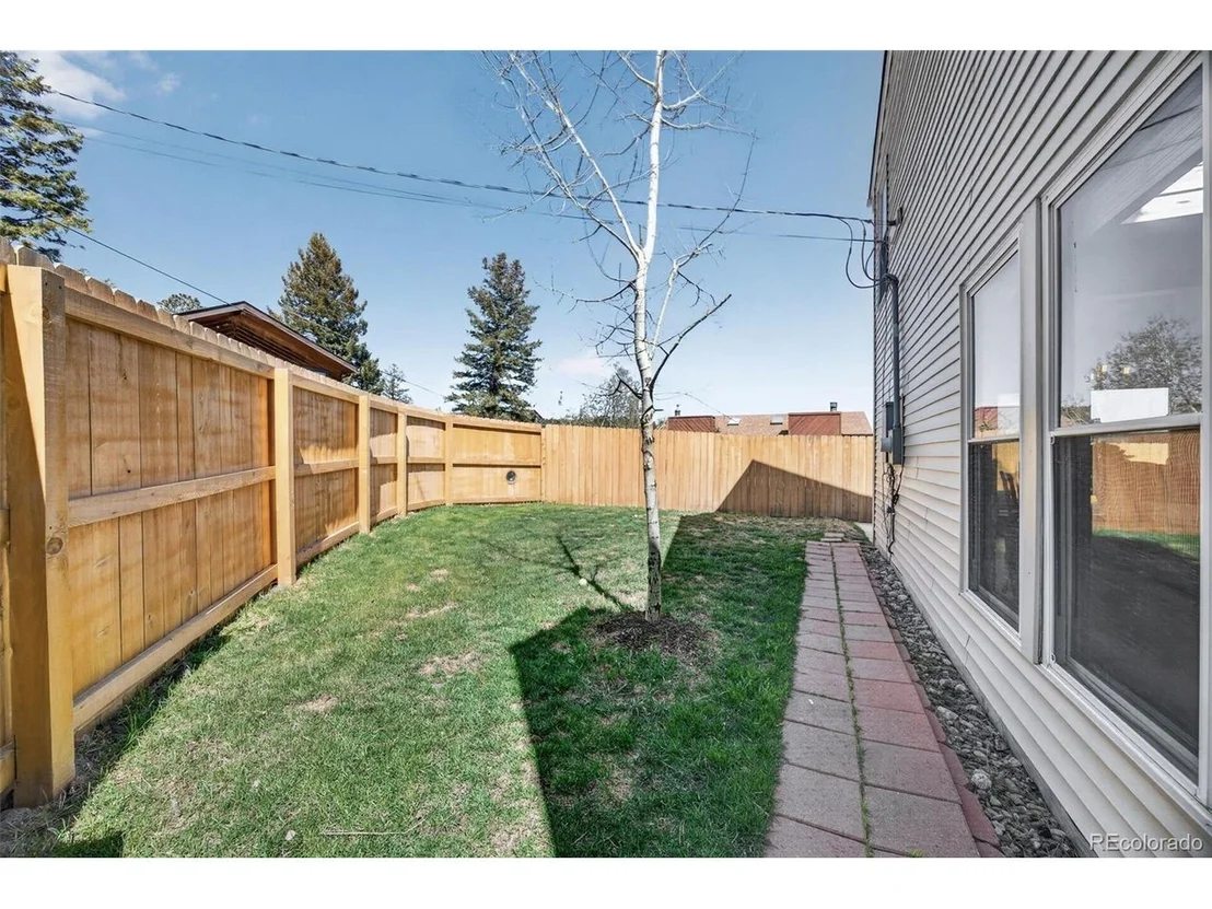 Photo of 30793 Hilltop Dr