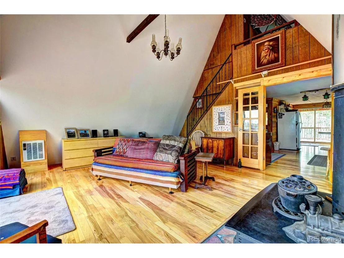 Photo of 567 Haida Rd