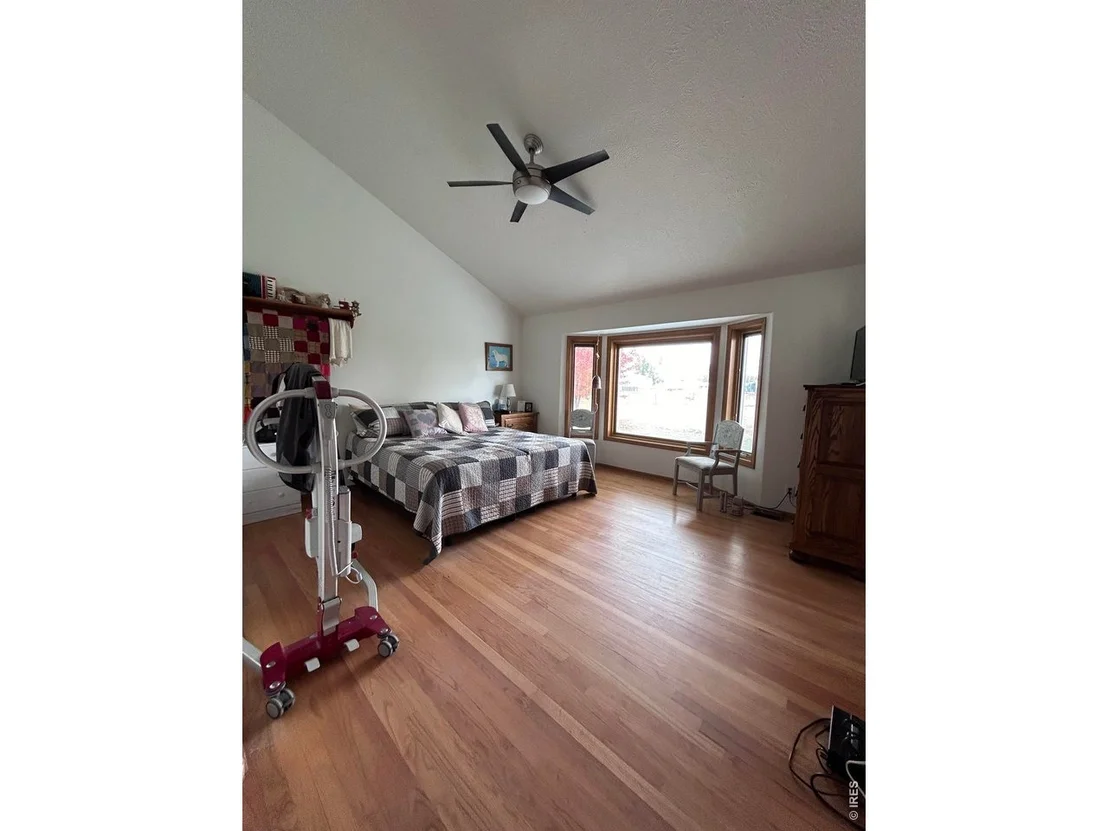 Photo of 717 3rd Ave