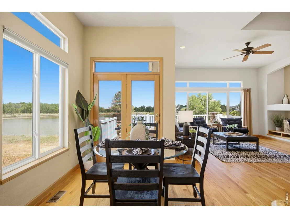 Photo of 535 Lakeside Pl