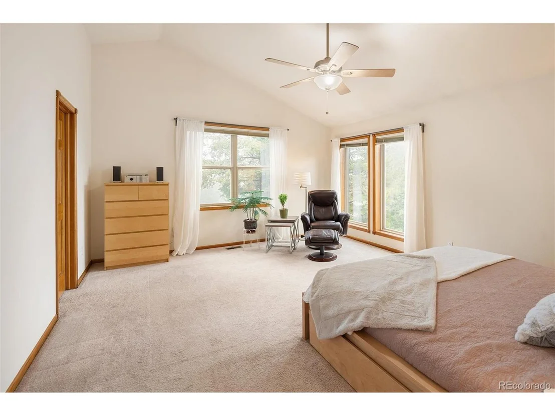 Photo of 11163 Conifer Mountain Rd
