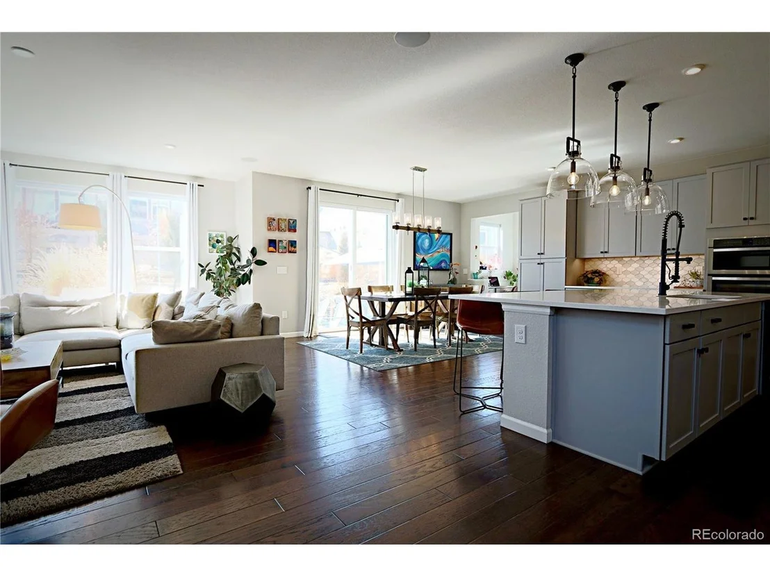 Photo of 8284 Superior Cir