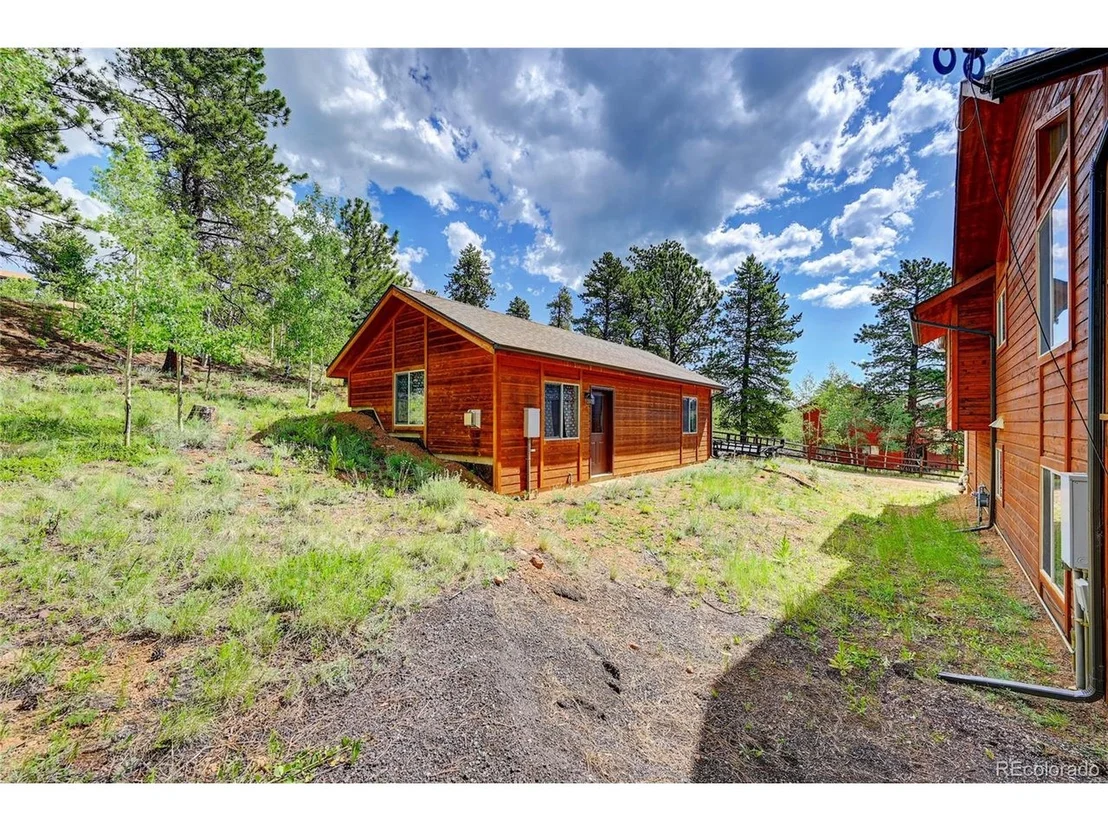 Photo of 111 Mount Evans Dr