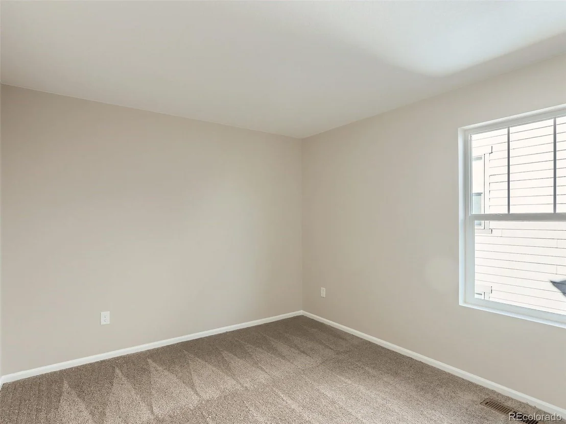Photo of 12943 Crane River Dr