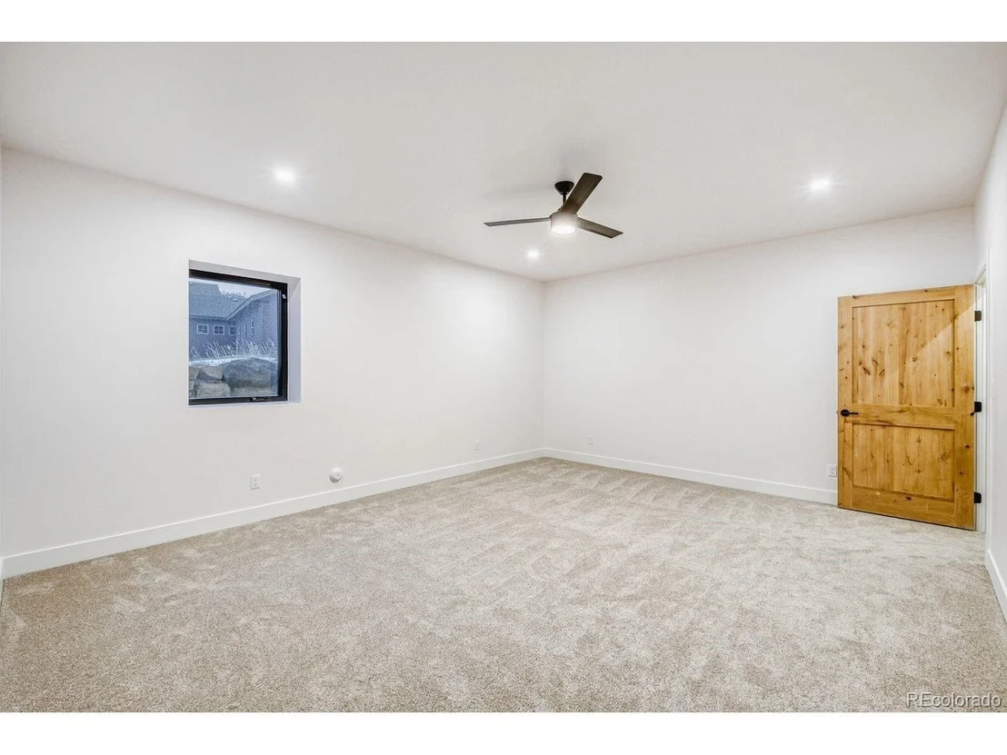 Photo of 680 Lone Eagle Dr