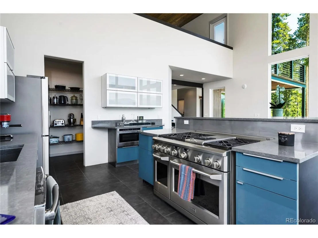 Photo of 28 Rainbow Dr