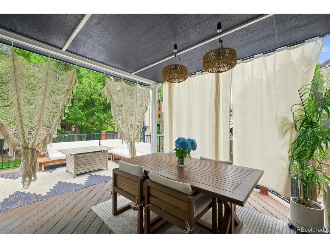 Photo of 10670 Singleleaf Ct
