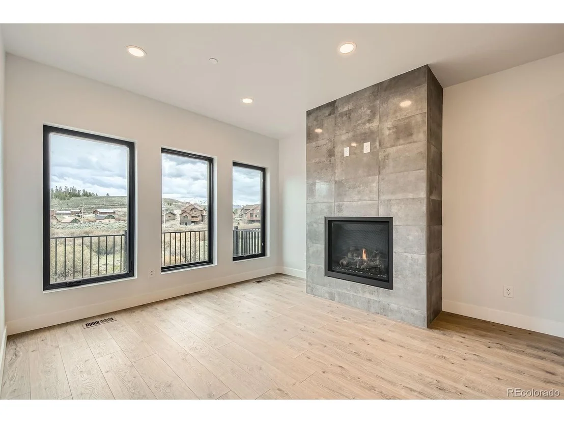 Photo of 1501 James Dr