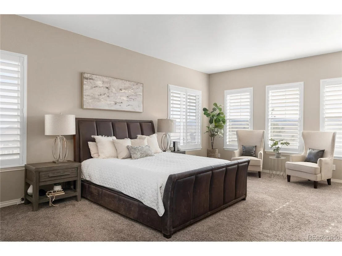 Photo of 8478 Rogers Loop