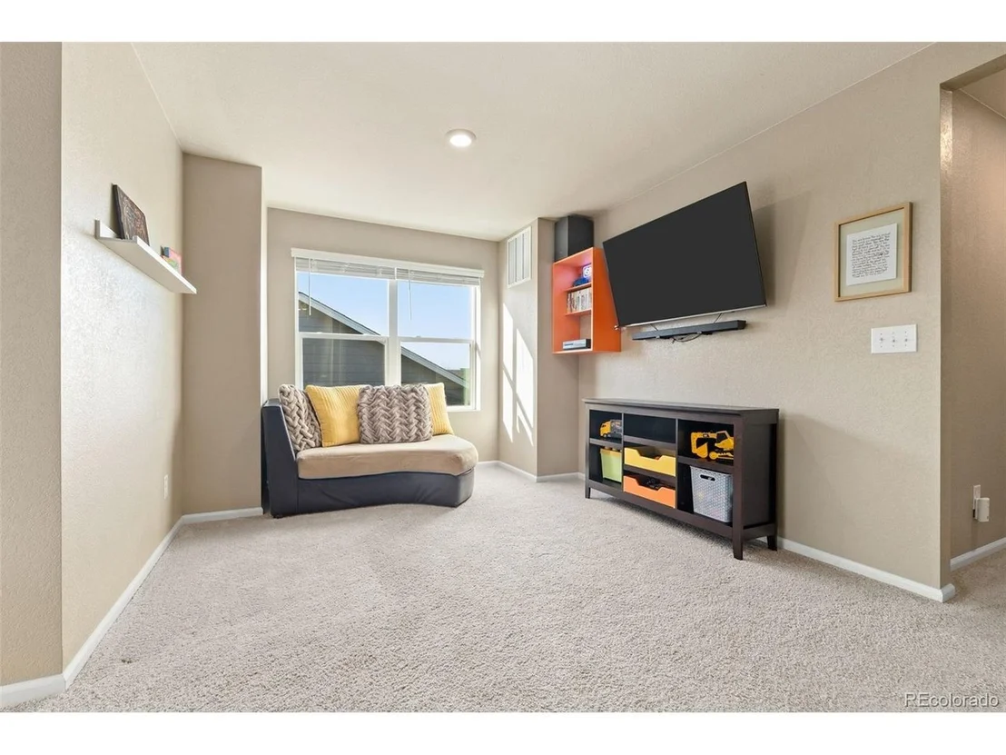 Photo of 6724 Fraser Cir