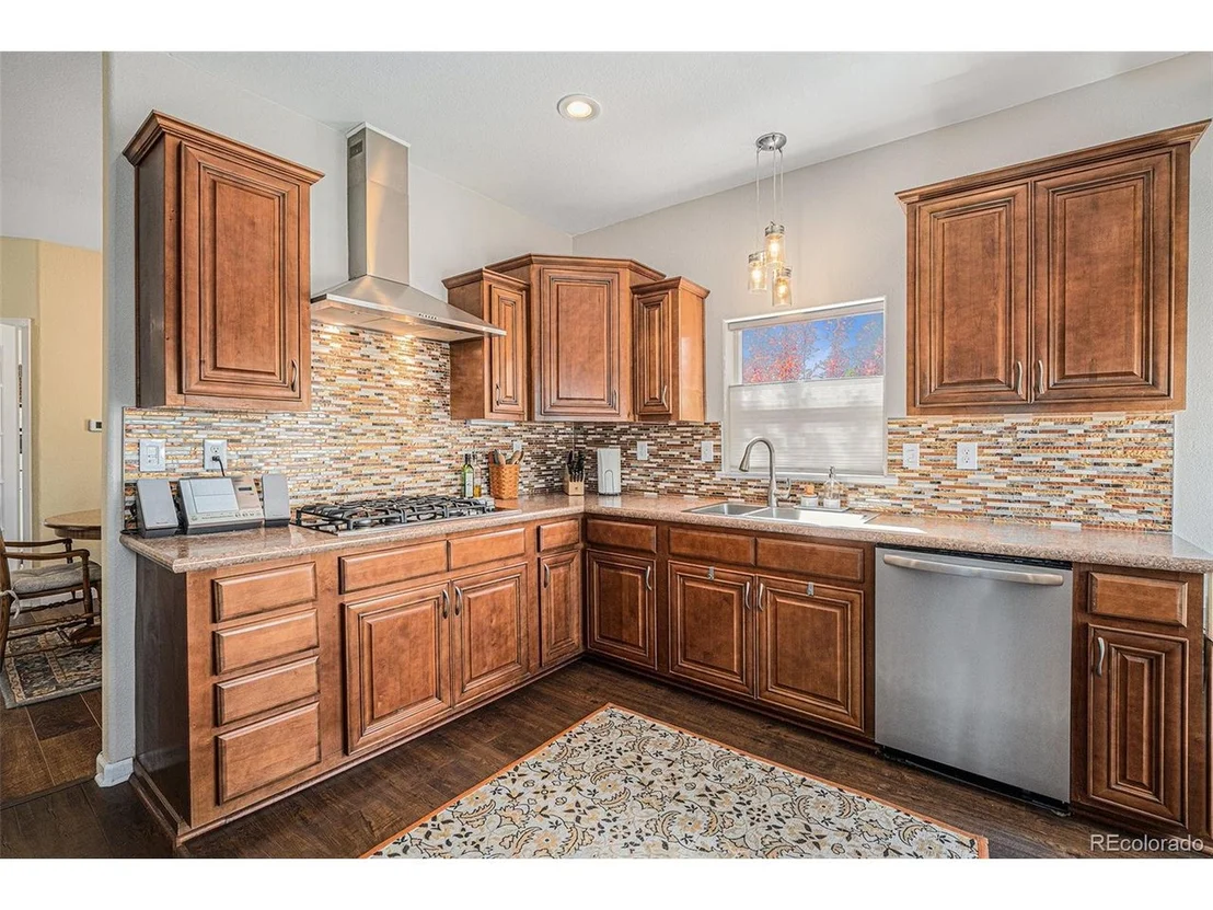 Photo of 7930 Larkspur Cir