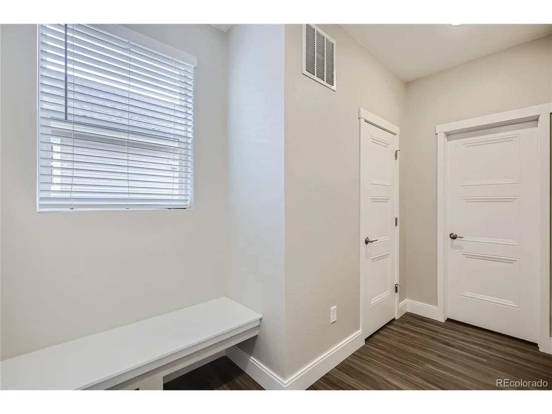 Photo of 5685 Wayfarer Cir