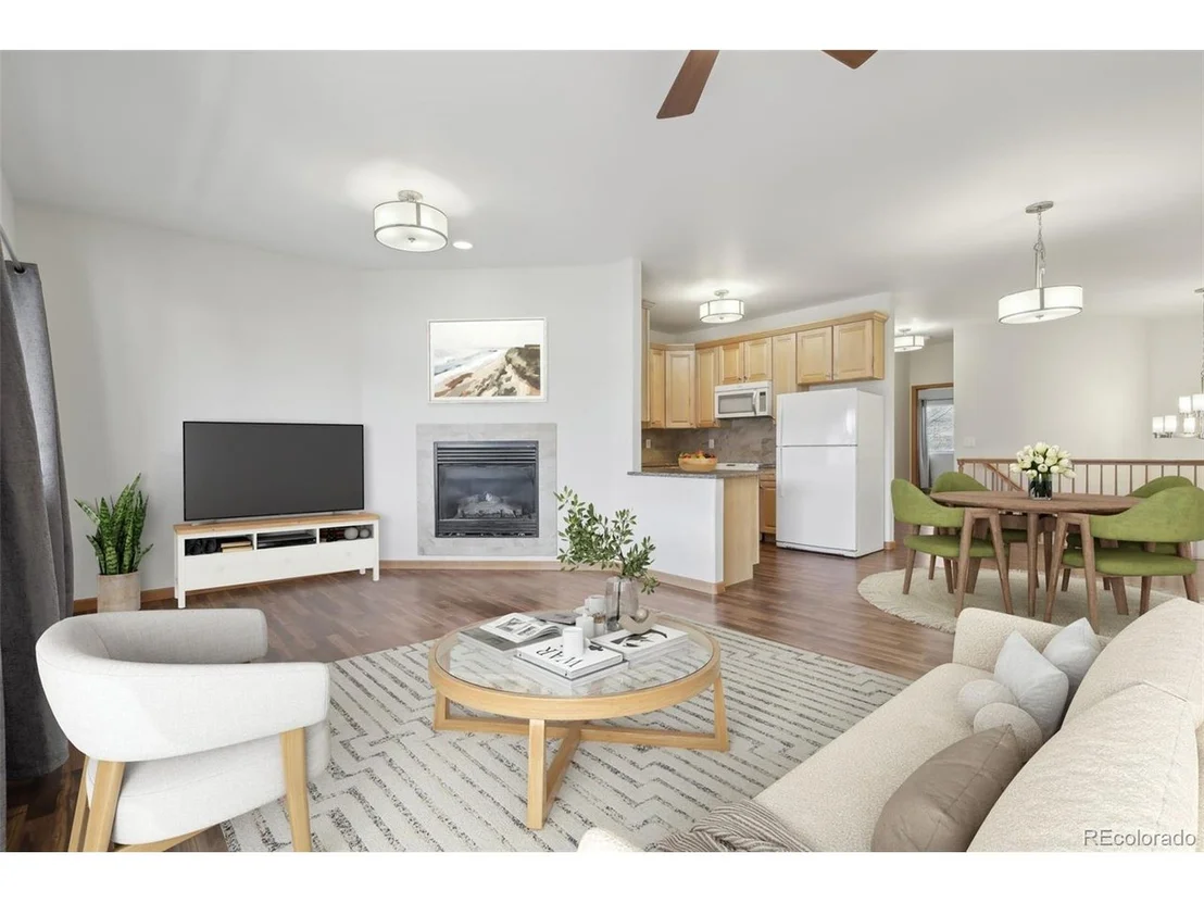 Photo of 722 Elm Cir
