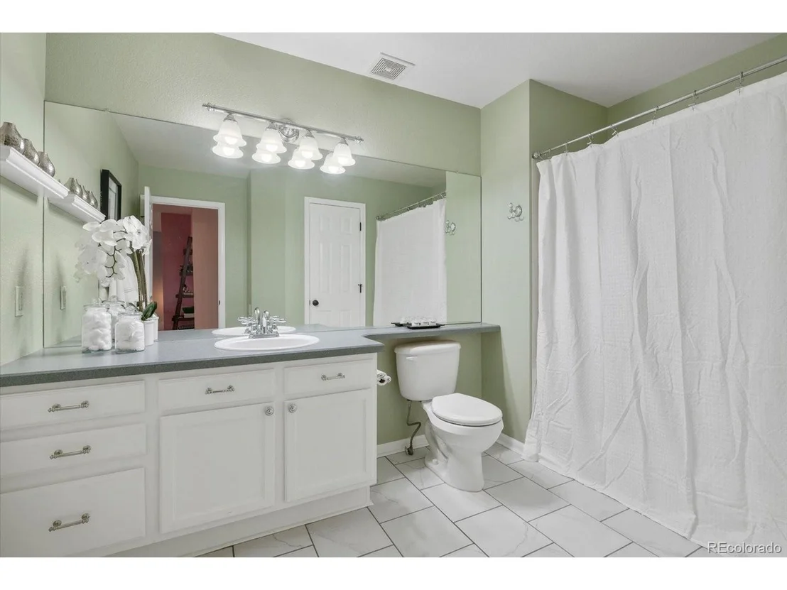Photo of Unit D at 10124 Grove Loop