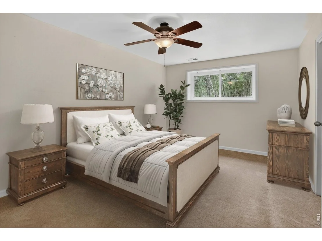 Photo of 233 Deer Cir