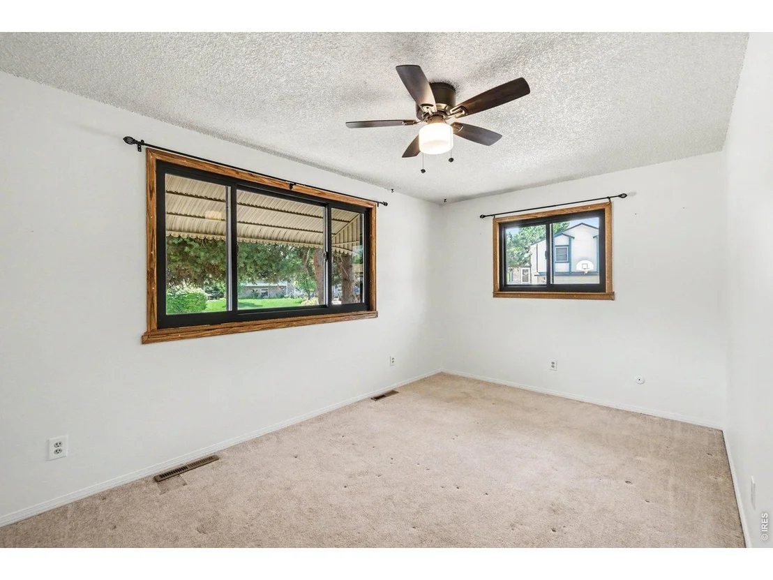 Photo of 1320 Garden Cir